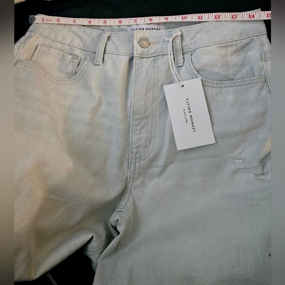 Flying Monkey Reform High Rise Mom Jeans Light Blue 27/5 Inseam 27 Raw Hem Nwt - Picture 12 of 13